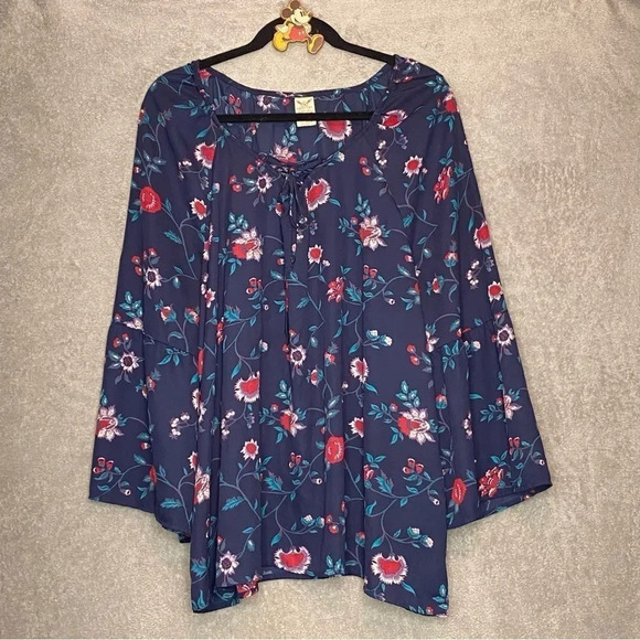 Faded Glory 2X Top Shirt Blue Red Floral Keyhole Round Neck‎ 3/4 Flare Sleeve - Picture 1 of 7
